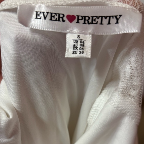 White Lace Bell Sleeve wedding Dress SZ S - Picture 4 of 14